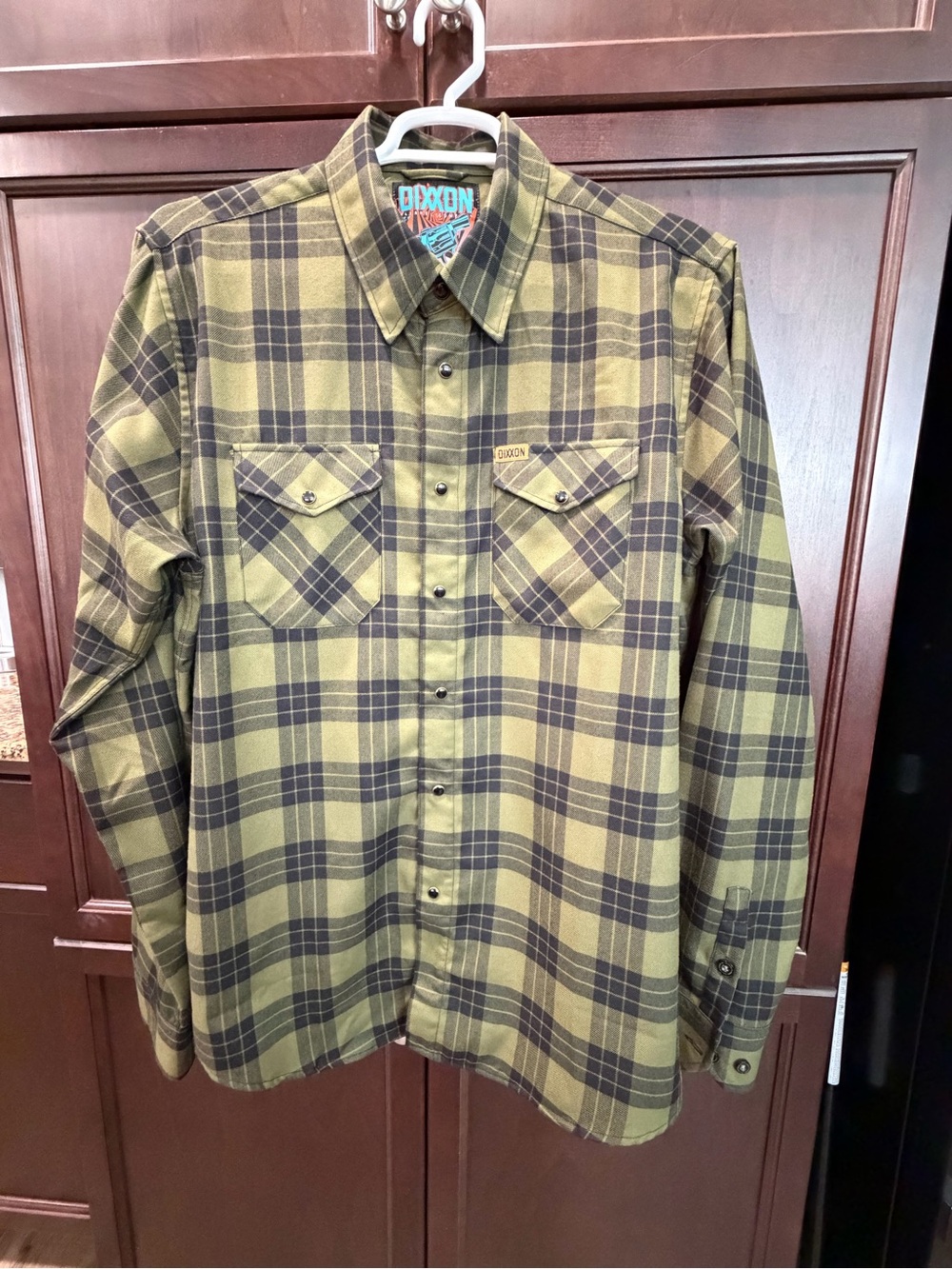 DIXXON Olive & Black Plaid Long-Sleeve Button-Up Shirt